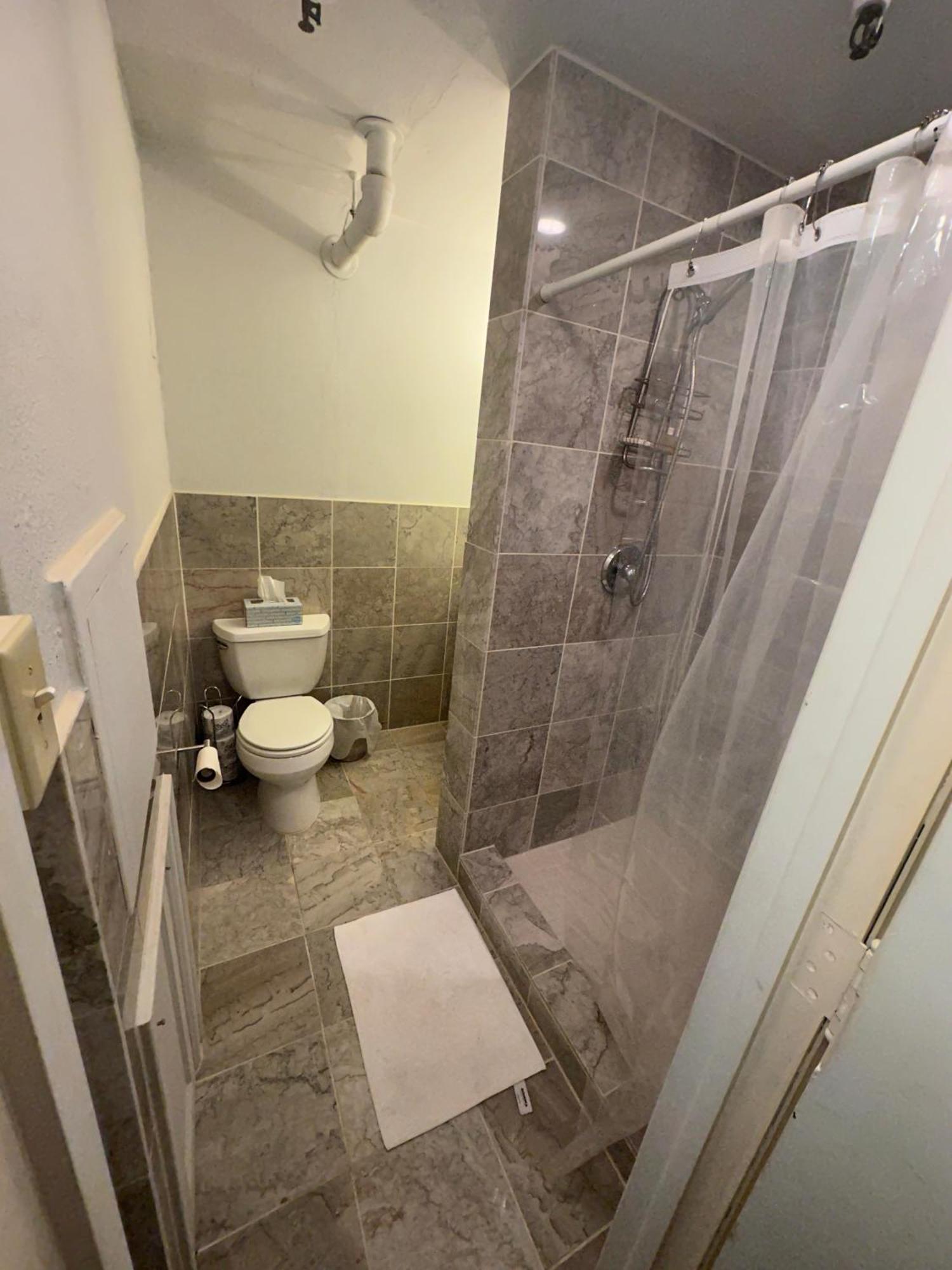 The Oaks B&B Hotel And Spiritual Center Jamestown Luaran gambar